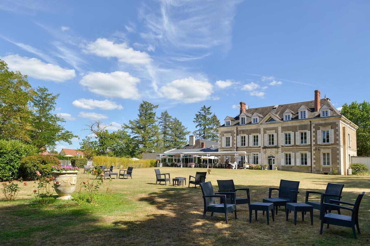 فندق Logis Domaine De Valaudran سالبريس المظهر الخارجي الصورة