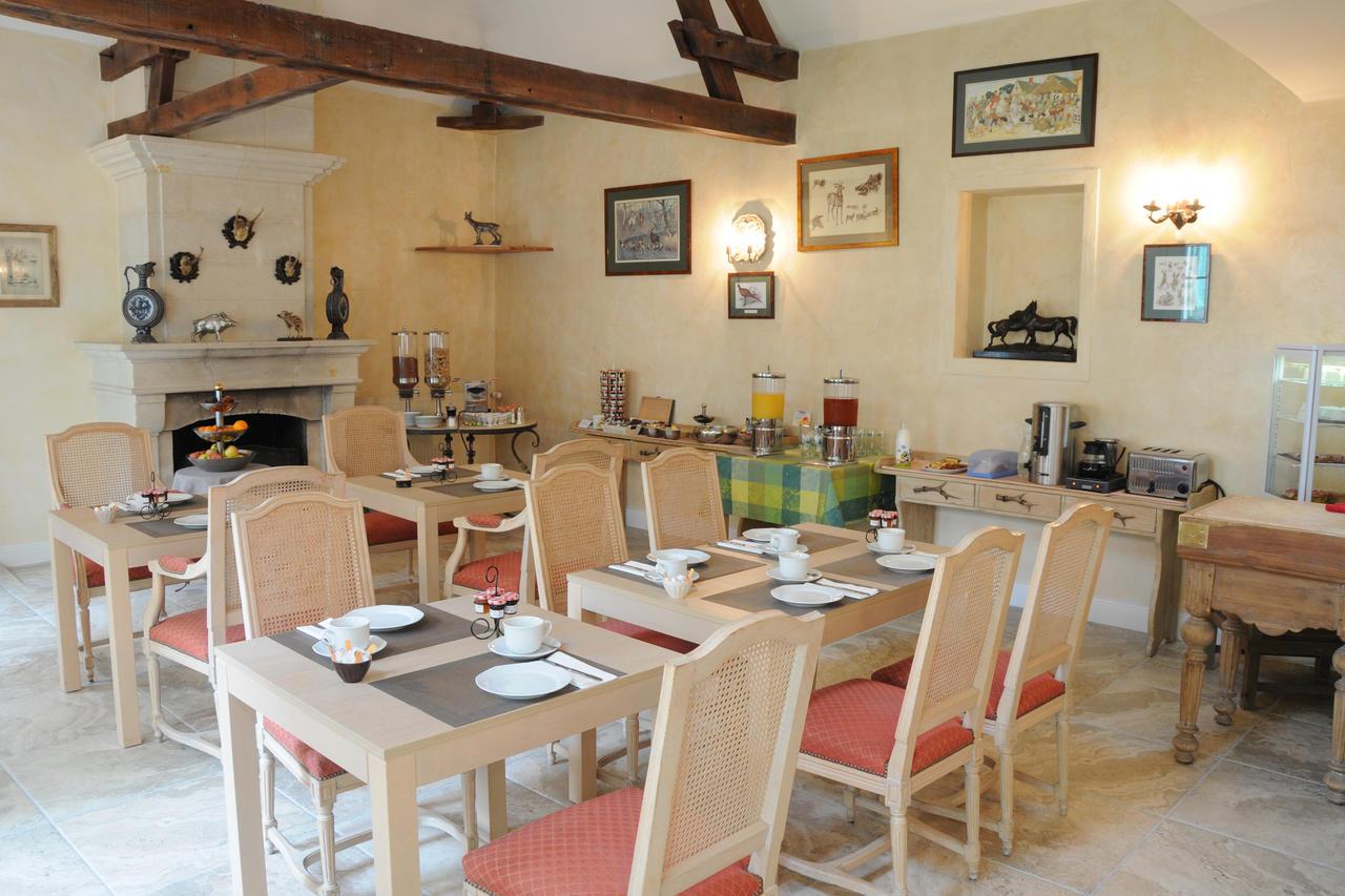 فندق Logis Domaine De Valaudran سالبريس المظهر الخارجي الصورة