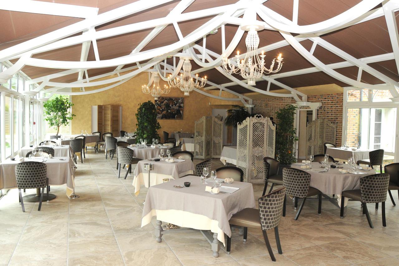 فندق Logis Domaine De Valaudran سالبريس المظهر الخارجي الصورة